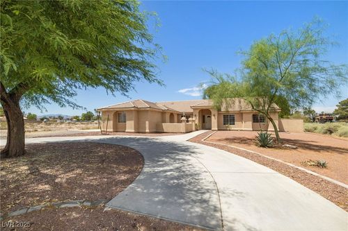6171 Starlight Dr, Las Vegas, NV, 89130-1049 | Card Image