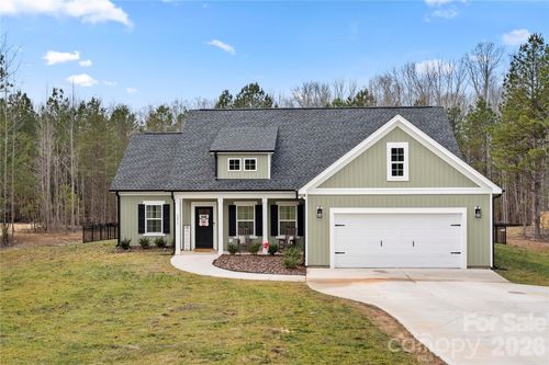 3073 Meadowcrest Dr, Clover, SC, 29710-9727 | Card Image