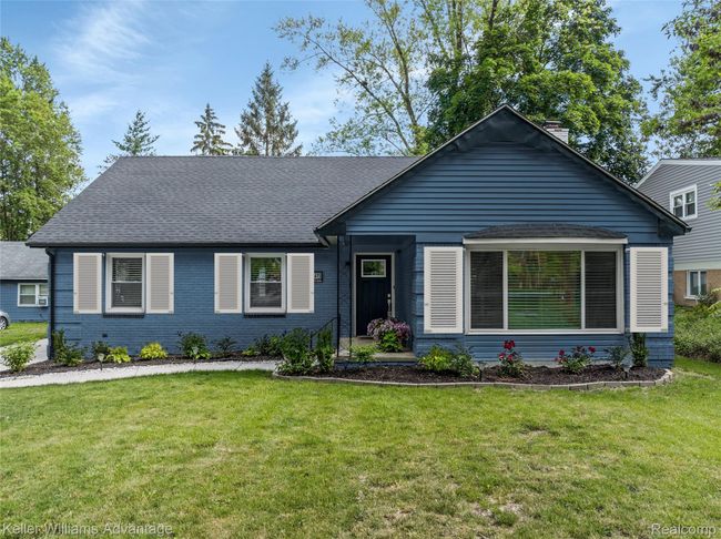 Digitally enhanced - exterior paint upgrade! | Image 48