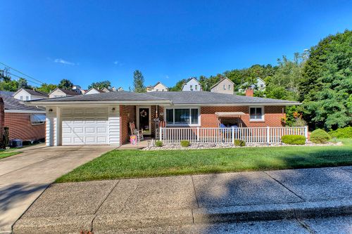 632 Pitcairn Ave, Jeannette, PA, 15644-1773 | Card Image