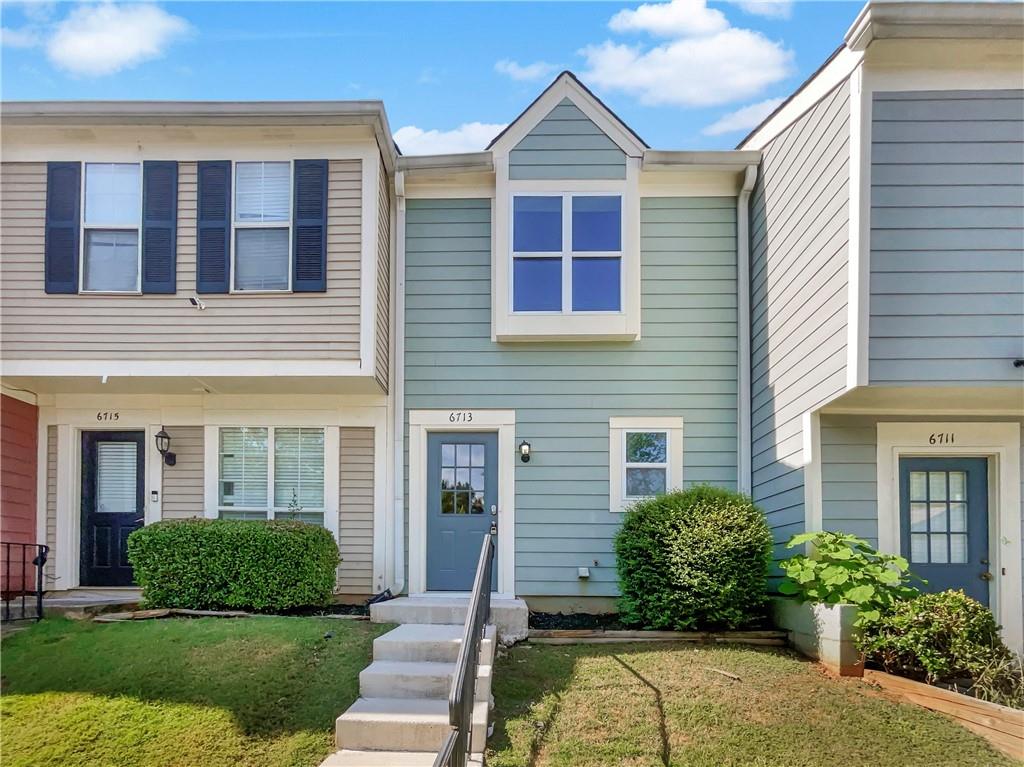 Trafalger Sq, Norcross, GA 30093