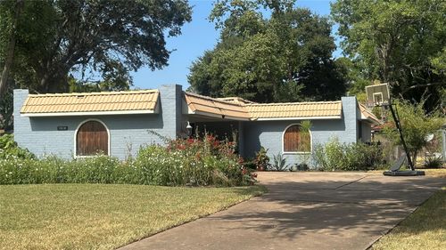 15318 Leeds Ln, Jersey Village, TX, 77040-1339 | Card Image