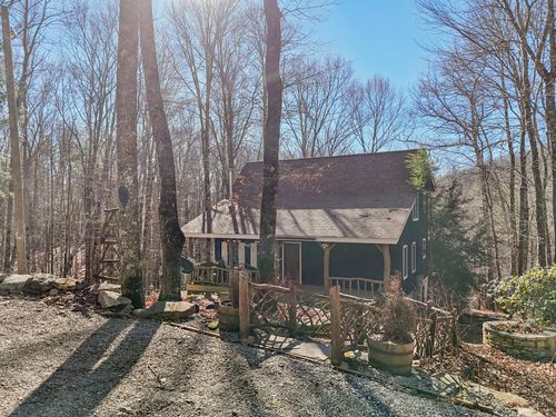 102 Knobster Way, Glenville, NC, 28736-8829 | Card Image