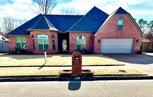 351 Wolf Lair Cv, Collierville, TN, 38017-8646 | Card Image