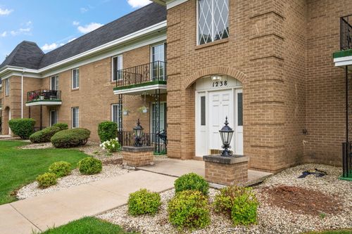 11-1238 Camellia Dr, Munster, IN, 46321-3534 | Card Image