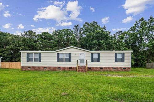 106 Cameo Ln, Parkton, NC, 28371-9463 | Card Image