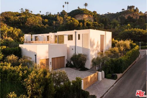 1307 N Doheny Dr, West Hollywood, CA, 90069-5506 | Card Image