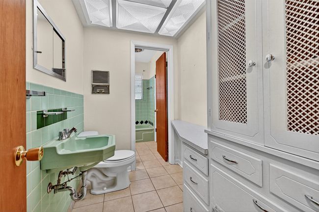 1402 Hillcrest Dr, House other with 3 bedrooms, 2 bathrooms and null parking in Sherman TX | Image 23