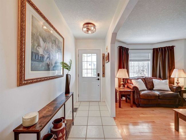 90 Bellamy Cres, House other with 3 bedrooms, 2 bathrooms and 3 parking in Fergus ON | Image 4