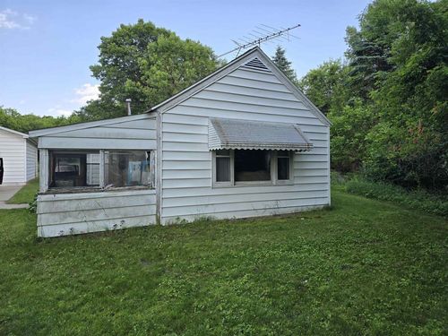 N4594 5th Avenue, Hancock, WI, 54943 | Card Image