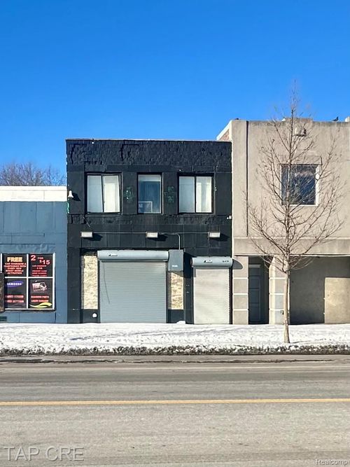 16417 E Warren Ave, Detroit, MI, 48224-2740 | Card Image
