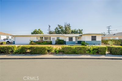 9th Street, House other with 3 bedrooms, 2 bathrooms and 2 parking in Chino CA | Image 2