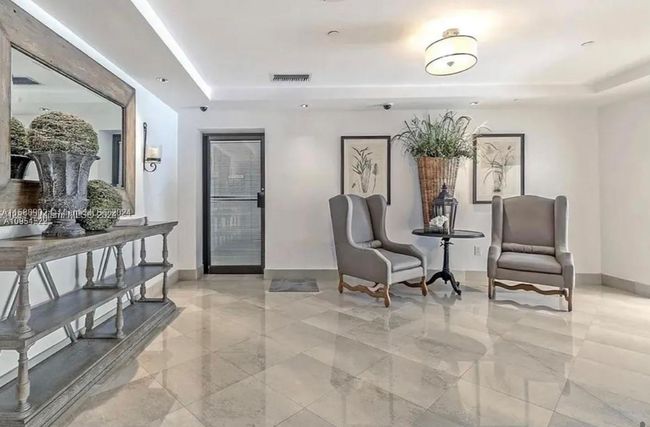 APT-401 - 575 Crandon Blvd, Condo with 2 bedrooms, 2 bathrooms and null parking in Key Biscayne FL | Image 13