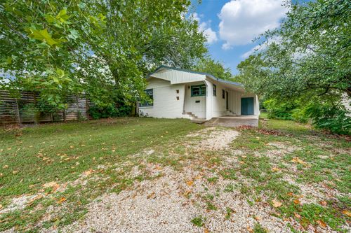 209 Woodward St, Austin, TX, 78704-7229 | Card Image
