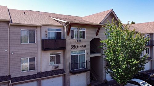 22855 E Country Vista Dr, Liberty Lake, WA, 99019-7711 | Card Image