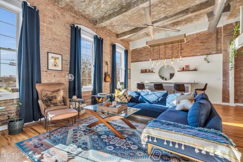 207-1001 2nd Ave, Asbury Park, NJ, 07712-5800 | Card Image