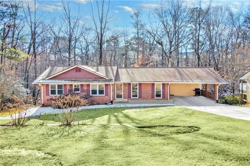 6828 Lockridge Dr, Atlanta, GA, 30360-1515 | Card Image