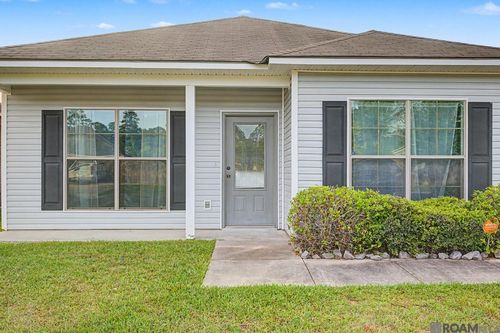 32453 Lake Point Blvd, Denham Springs, LA, 70726-1833 | Card Image