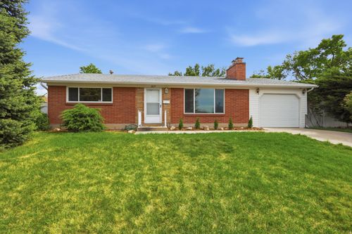 3677 W Kewanee Dr, West Valley City, UT, 84120-4115 | Card Image