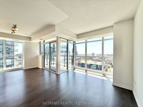 2204-400 Adelaide St E, Toronto, ON, M5A4S3 | Card Image