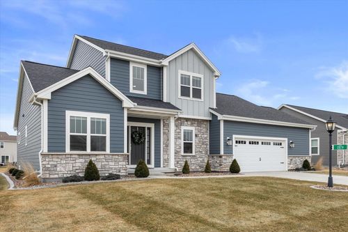 2874 Kegonsa Dr, Summit, WI, 53066-4818 | Card Image