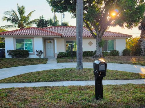 2966 Via Vellaria, Lake Worth, FL, 33461-1751 | Card Image