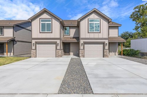 609 N Rd 34, Pasco, WA,  | Card Image