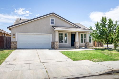 6753 E Alta Ave, Fresno, CA, 93727-5869 | Card Image