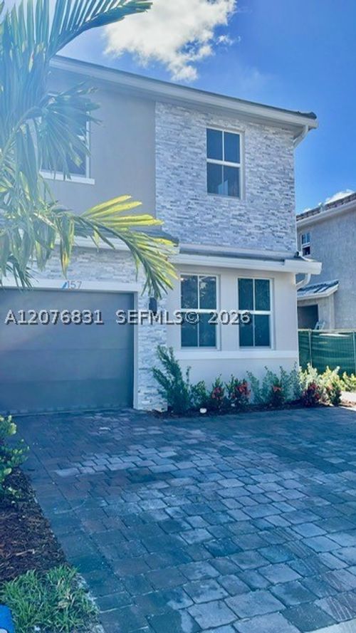 157 Sw 170th Ave, Pembroke Pines, FL, 33027-4966 | Card Image