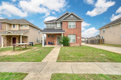 4103 Mcfarland Dr, College Station, TX, 77845-4077 | Card Image
