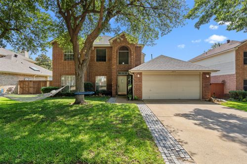 2804 Laurel Hill Dr, Flower Mound, TX, 75028-7520 | Card Image
