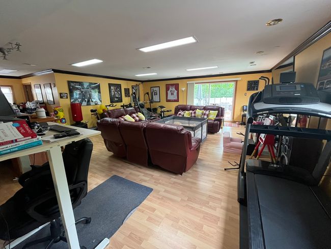 1507 Haise Ln, House other with 4 bedrooms, 3 bathrooms and 2 parking in Elk Grove Village IL | Image 4