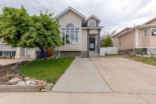 42 Assiniboia Way W, Lethbridge, AB, T1K6X3 | Card Image