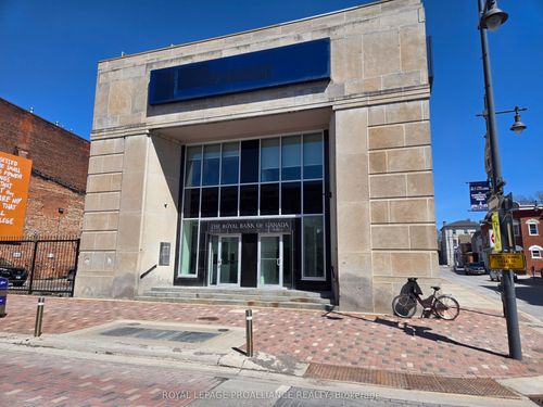 241 Front St, Belleville, ON, K8N2Z6 | Card Image