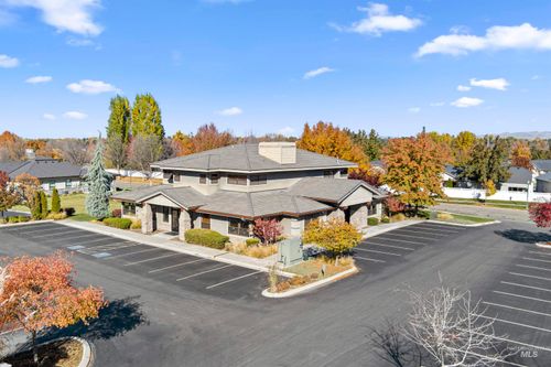 110-1151 E Iron Eagle Dr, Eagle, ID, 83616-6854 | Card Image