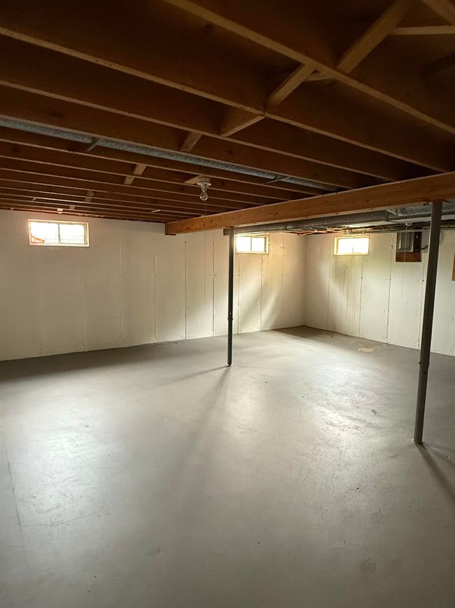 105 S 4 Th St, House other with 2 bedrooms, 1 bathrooms and null parking in AVOCA WI | Image 17