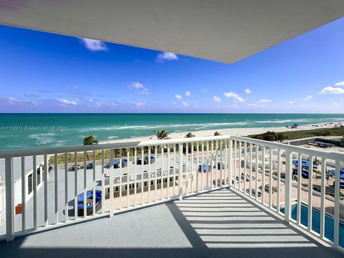 402-5401 Collins Ave, Miami Beach, FL, 33140 | Card Image