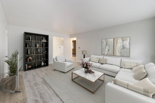 apt-2m-4645 N Hermitage Ave, Chicago, IL, 60640-4534 | Card Image