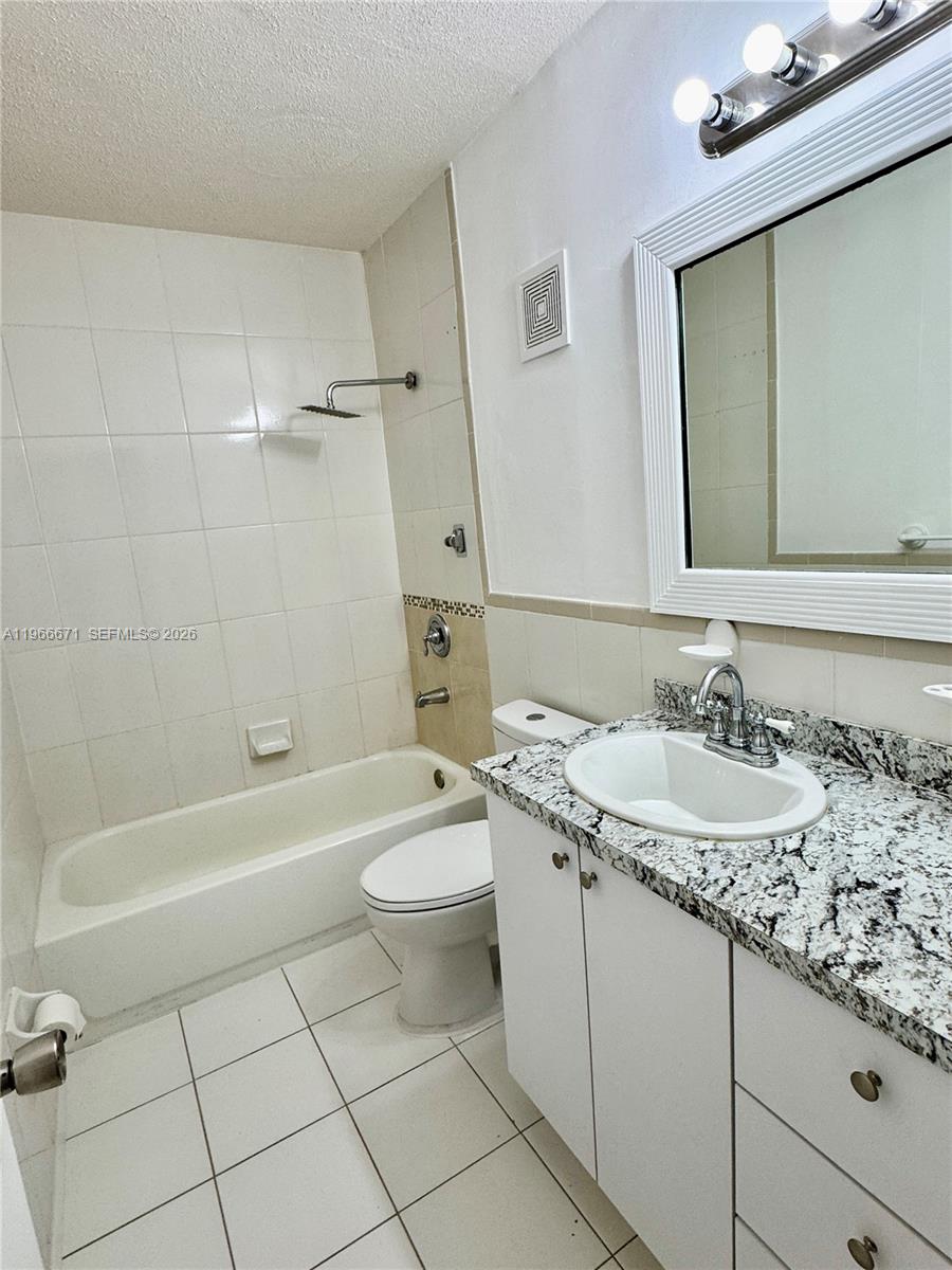 Residential Lease in Miami 2