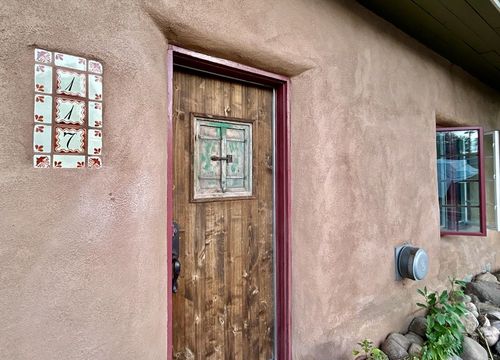 117 Morada Ln, Taos, NM, 87571-6467 | Card Image