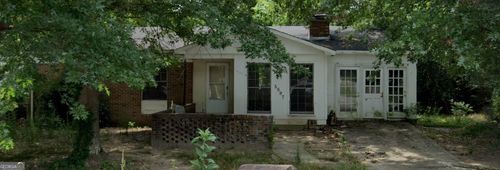 5897 Leone Dr W, Macon, GA, 31206-8223 | Card Image