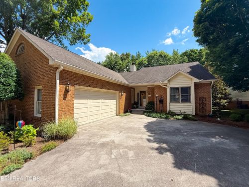 10042 Mccormick Place, Knoxville, TN, 37923 | Card Image