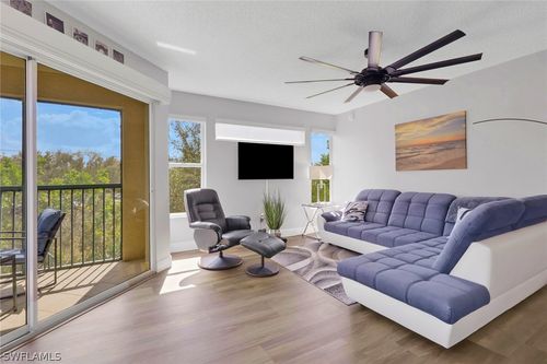 131-8851 Colonnades Ct W, BONITA SPRINGS, FL, 34135-7880 | Card Image