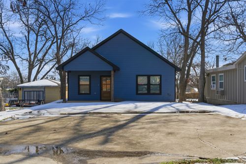 1004 W Hanna St, Denison, TX, 75020-6022 | Card Image