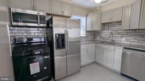 153 Polk Dr, MANASSAS PARK, VA, 20111-2007 | Card Image