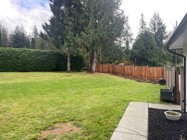 27171 112 Ave, House other with 3 bedrooms, 2 bathrooms and 9 parking in Maple Ridge BC | Image 6