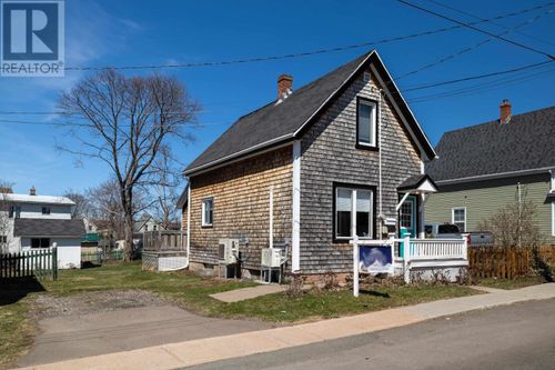 55 Douglas St, Charlottetown, PE, C1A2J4 | Card Image
