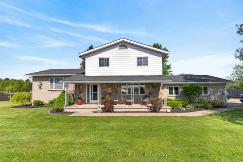 696 Josephine Street N, North Huron, ON, N0G2W0 | Card Image