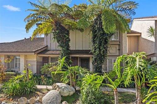 14342 Suffolk, Westminster, CA, 92683 | Card Image