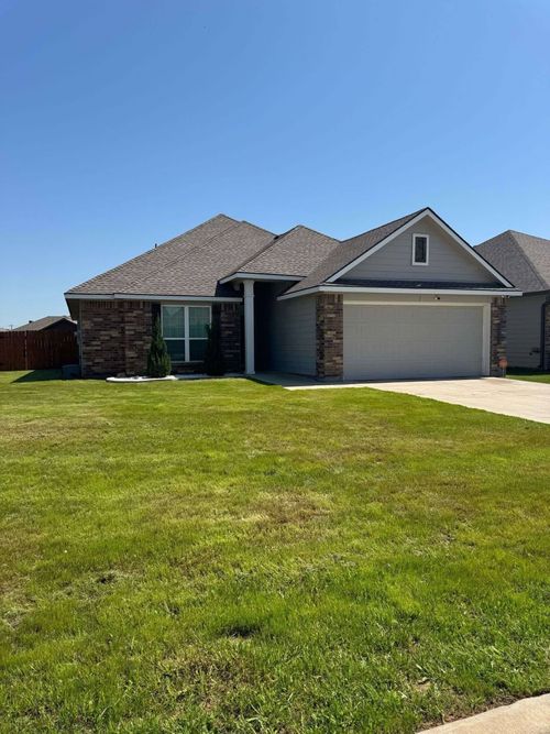 4013 Bravo Ranch Rd, Waco, TX, 76705-3216 | Card Image